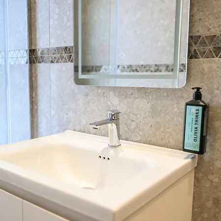 Priamor Collection Aparthotel Tirana
