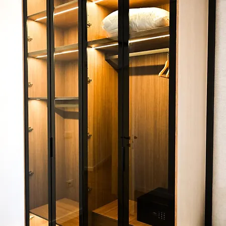 Priamor Collection * Tirana