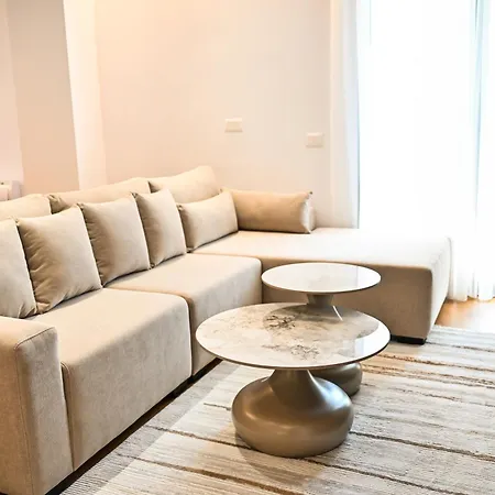 Priamor Collection
